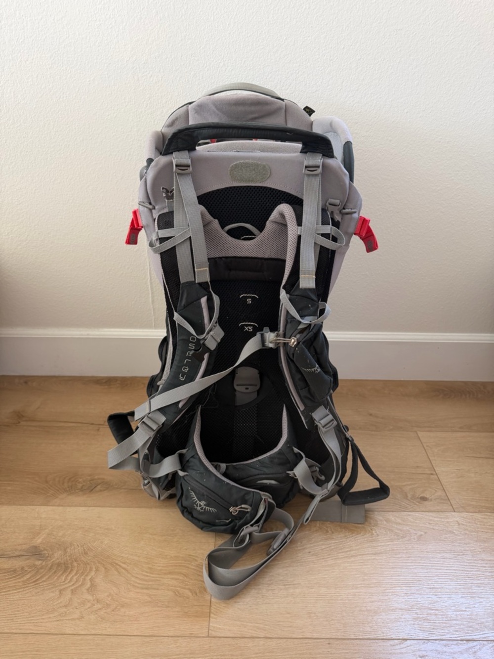 Osprey Poco Plus Carrier. - Picture 2 of 9